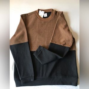 Zara Men’s Light Sweater